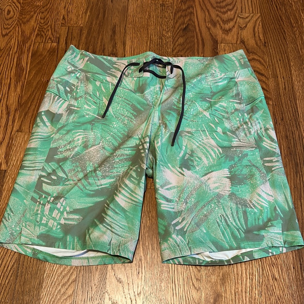 Lululemon El Current Swim Shorts